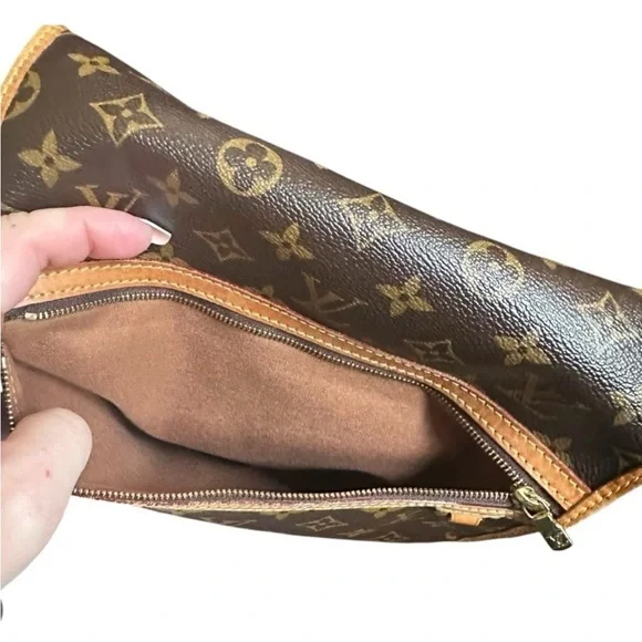 💯Authentic Louis Vuitton Brown Monogram Crossbody Bag certified by poshmark - Picture 12 of 16